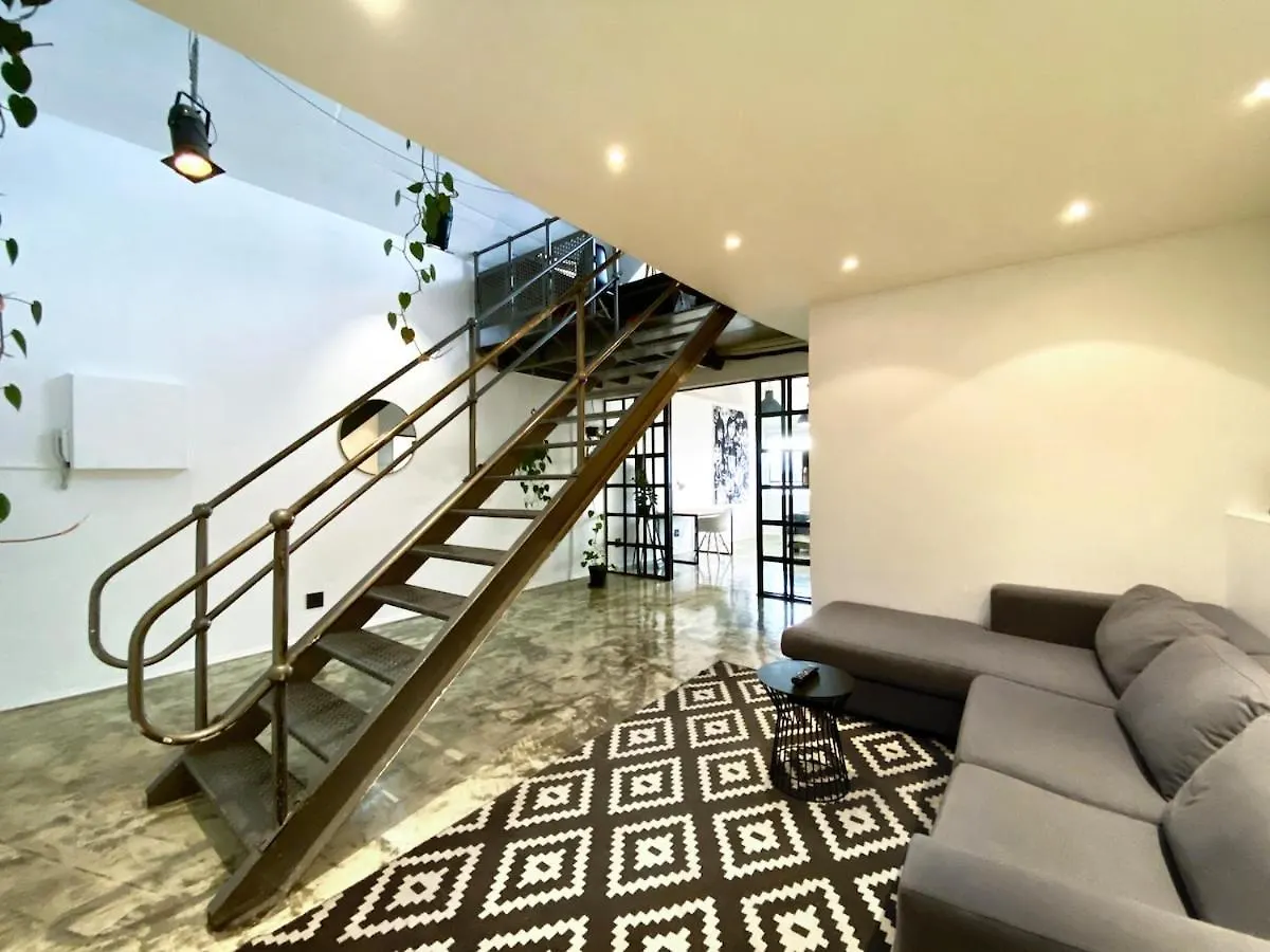 Loft With Rooftop In Woodstock Kapstadt